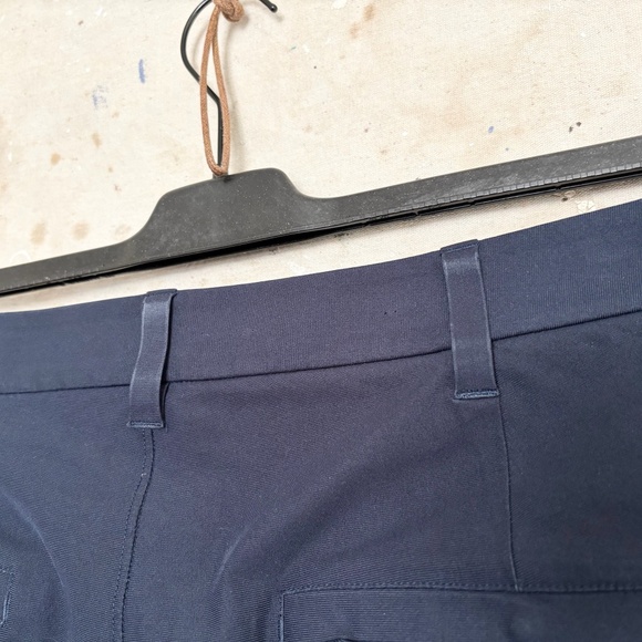 Lululemon ABC Classic-Fit Trouser 32" Warpstreme, True Navy - Picture 4 of 6